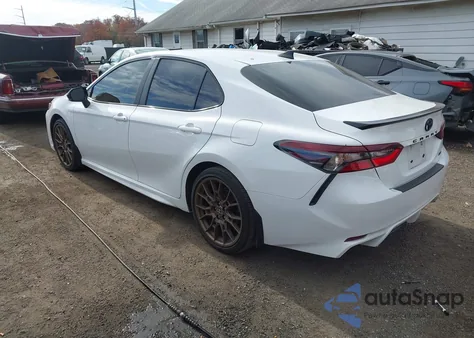 2023 Toyota Camry Se Nightshade Edition z USA, uszkodzony, nr VIN 4T1T11AKXPU135596